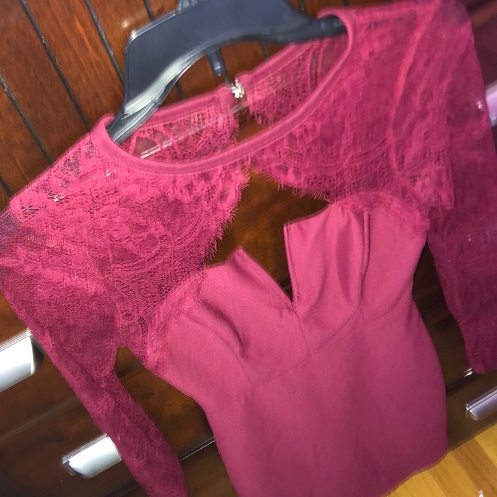 FN “Case of Lovers Lace Dress” ❤️ - Picture 4 of 8